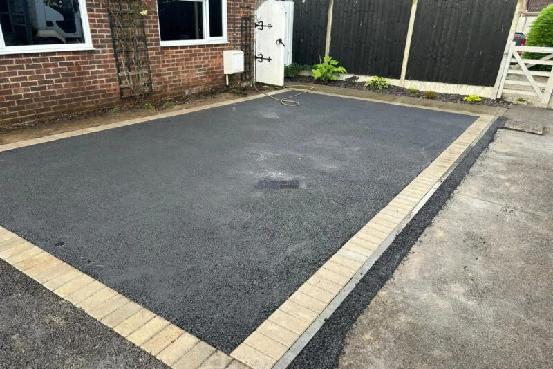 Tarmac Driveway Bordering